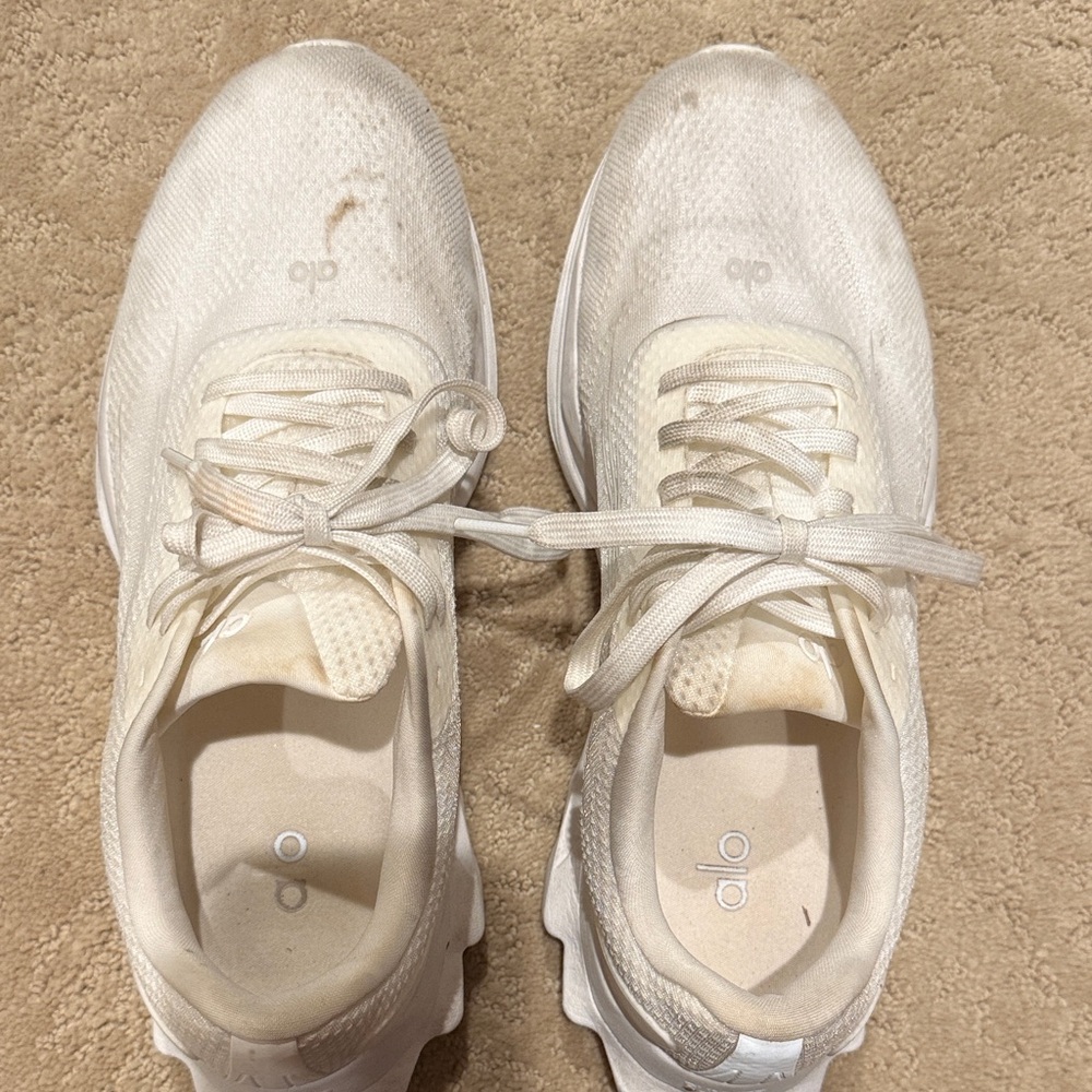 ALO Yoga White Athletic Shoes